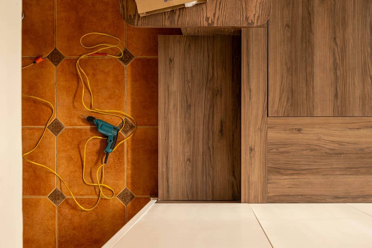Is Your J and J Flooring Carpet Underperforming? The Padding Problem No One Talks About